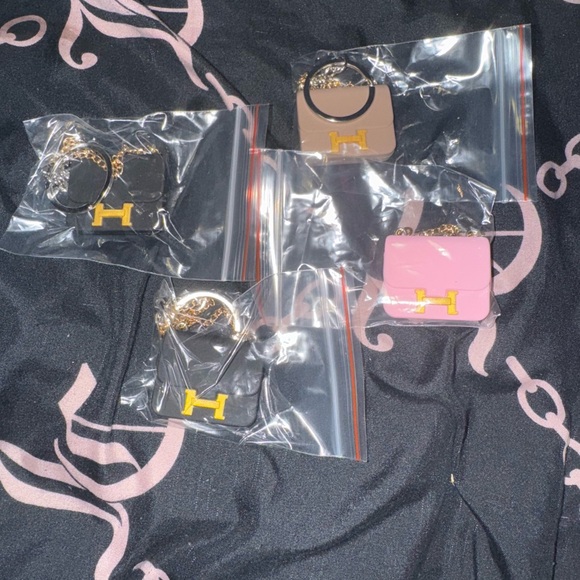 Miniature Designer Bag Keychains - Picture 4 of 9